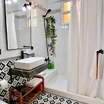 Cozy Refuge La Isleta Apartment